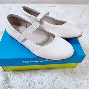 Sole Play girl's Mary Jane Shoes patent leather in white